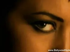 বাঁড়ার চোদা চোদি ভি ...