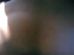 এক মহিলা বাংলা দেশি  ...