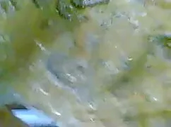 দুর্দশা, সুন্দরী বাল ...