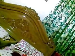 Y জোর করে চোদা চোদি