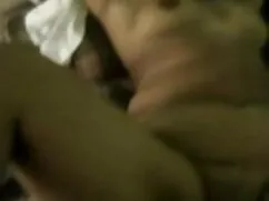 ব্যায়াম জিমে নতুন ব ...