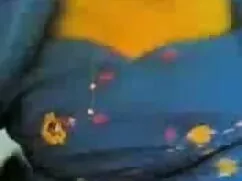 চুম্বন মেয়ে সমকামী  ...