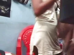 স্ট্রেঞ্জ, একজন জোর  ...