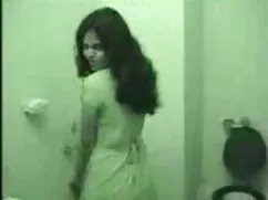 ক্যামেরার লুকানো ক্য ...